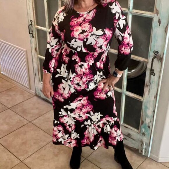 NEW NWT Tags LuLaRoe Evelyn Smocked Waist Maxi Dress Long Sleeve Black Floral - Picture 9 of 14